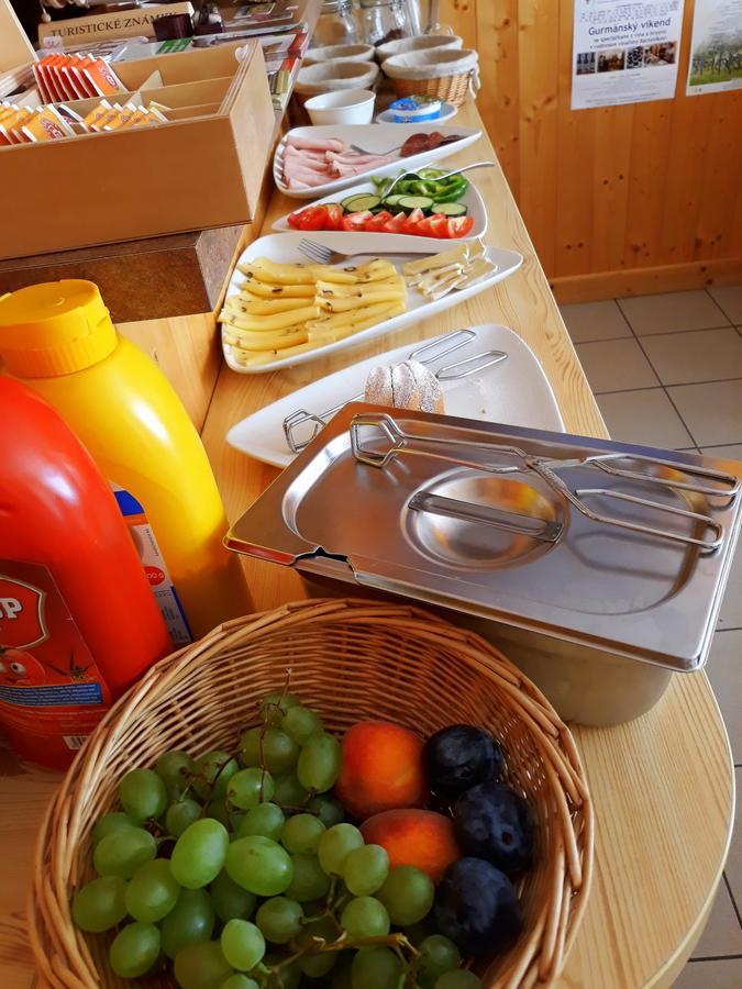 Penzion U Kostela Mikulčice Eksteriør bilde